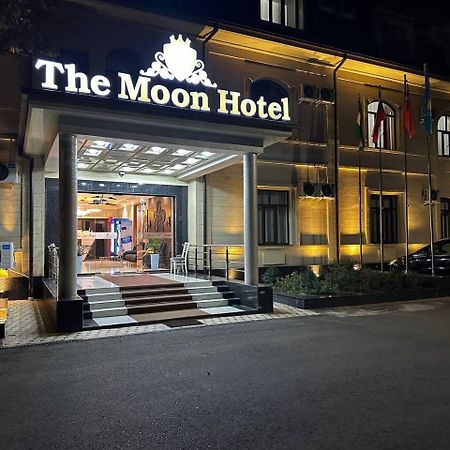 The Moon Tashkent Hotel Екстериор снимка
